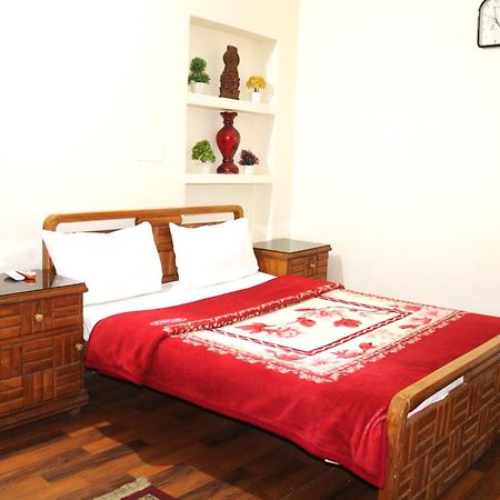 The City Lodge Islamabad Extérieur photo