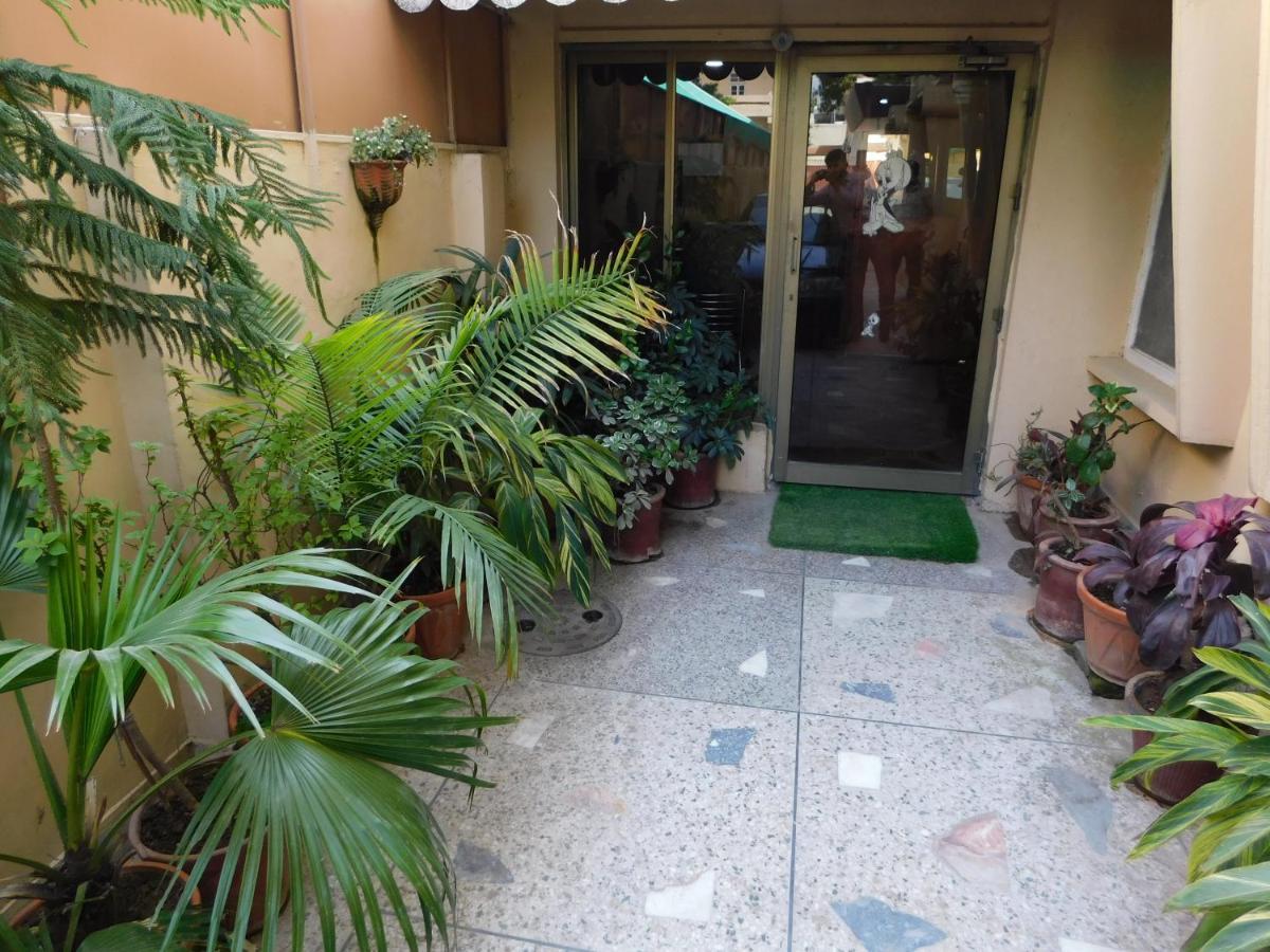 The City Lodge Islamabad Extérieur photo