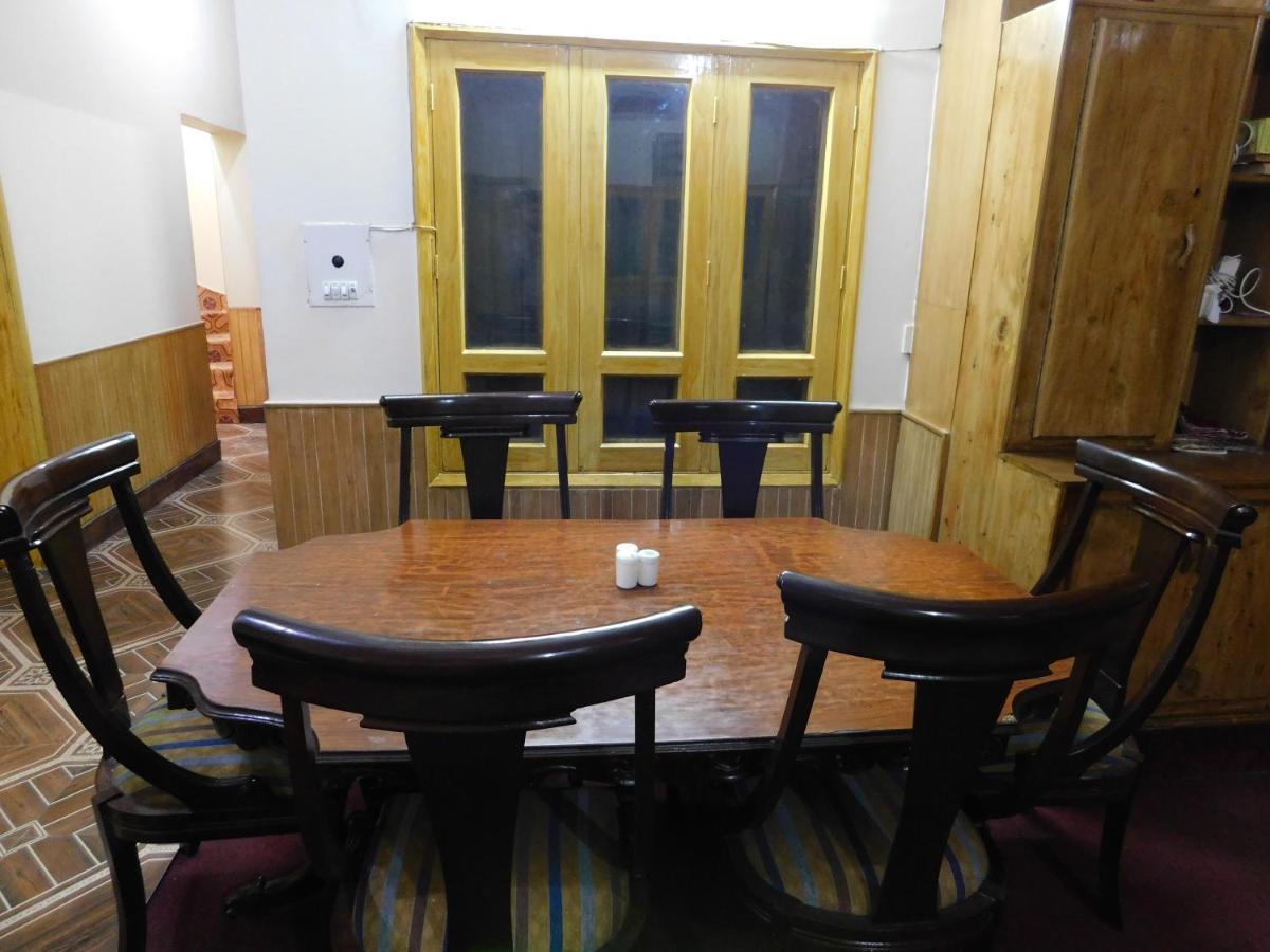 The City Lodge Islamabad Extérieur photo