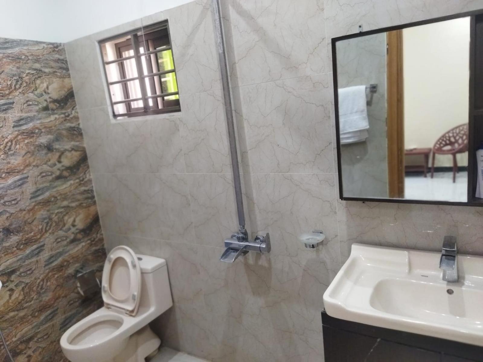 The City Lodge Islamabad Extérieur photo
